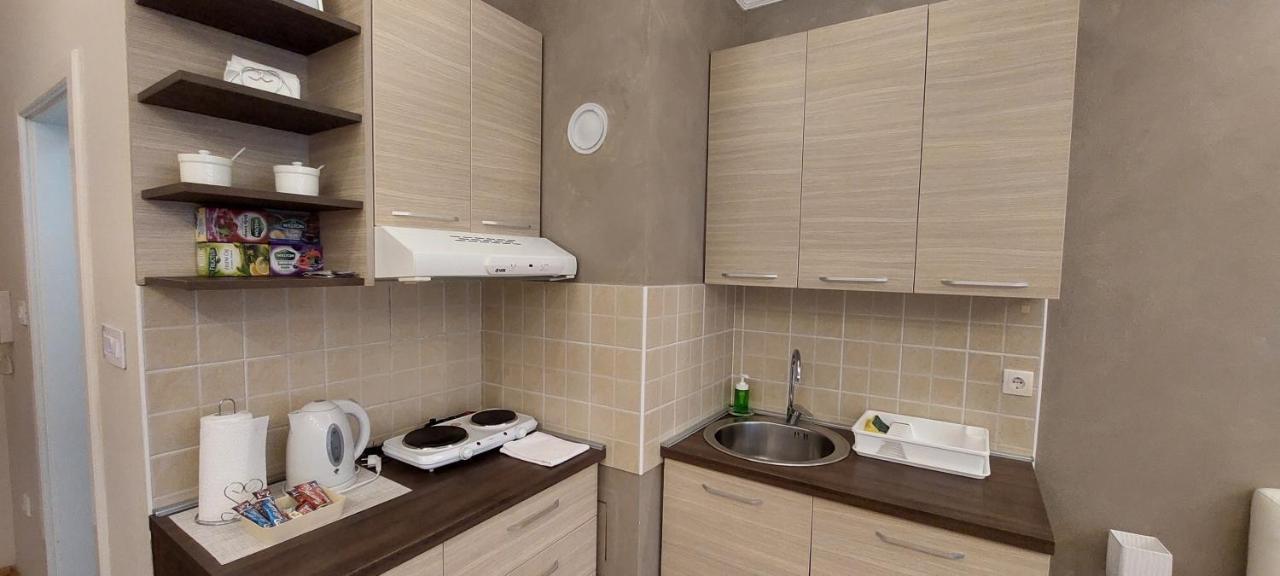 Apartman Studio Niki Subotica Exterior foto